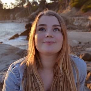 Meet your Posher, Deanna